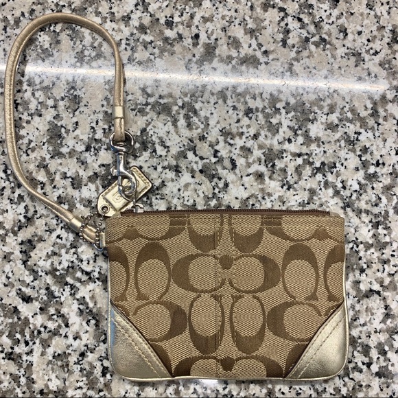 Coach Wristlet - Picture 2 of 4